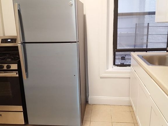 3rd image of 647 W 172nd St APT 51