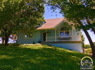 3600 SW Clarhan Rd, Topeka, KS 66614