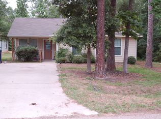 10671 Royal Forest Dr, Conroe, TX 77303