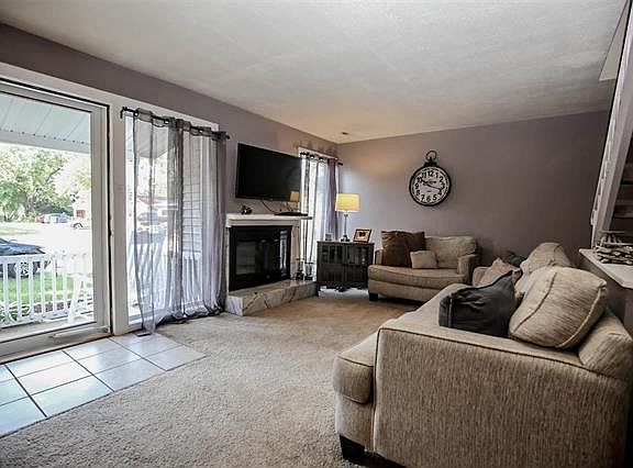 5th image of 1606 Williamsburg Dr