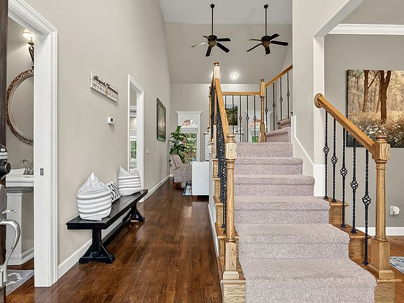 2nd image of 333 New Heritage Dr