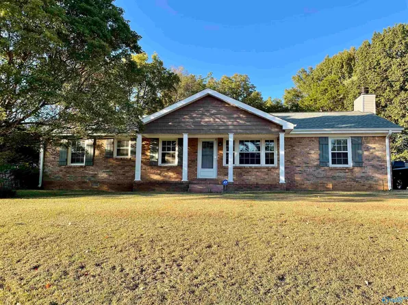 2108 Southpark Blvd SW, Huntsville, AL 35803