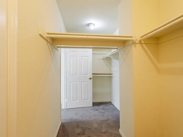 7306 Newcastle Ave — Photo 26