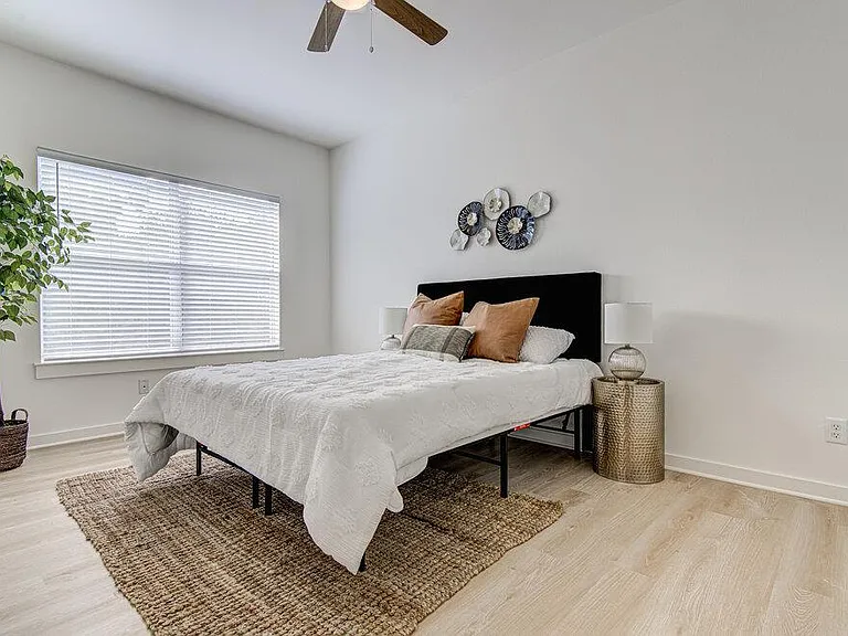 2106 Cullen Ave #208 — Photo 7
