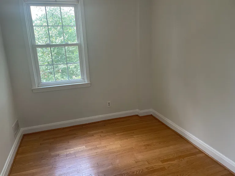 114 Brandon Rd — Photo 12