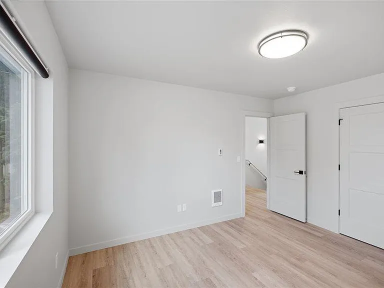 1392 Overlook Ave NW — Photo 10