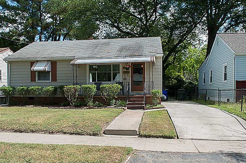 1st image of 2714 McKann Ave