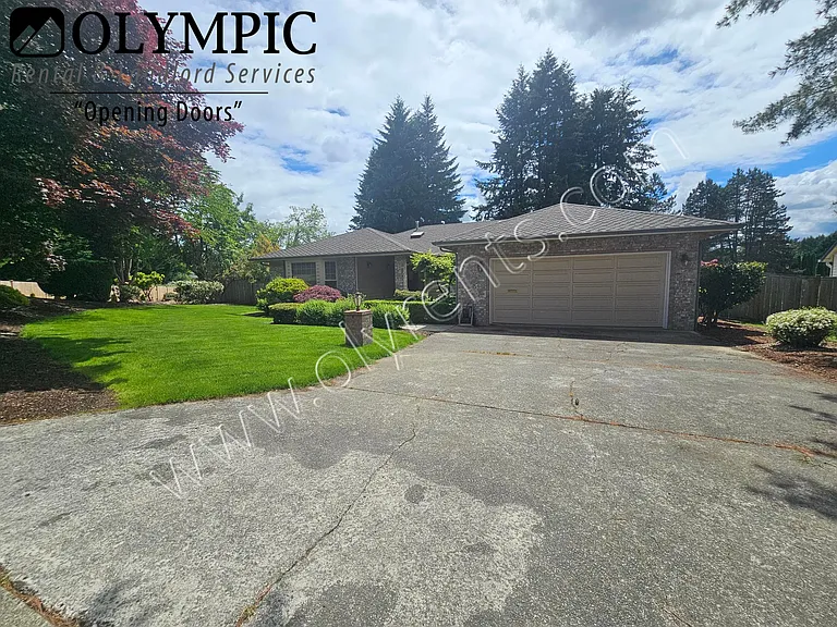 3308 41st Way SE — Photo 1