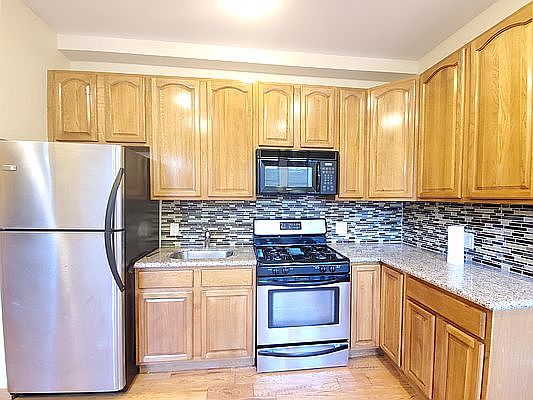 2nd image of 25-16 18th St #3