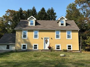 2701 Sickle Cir, Emmaus, PA 18049