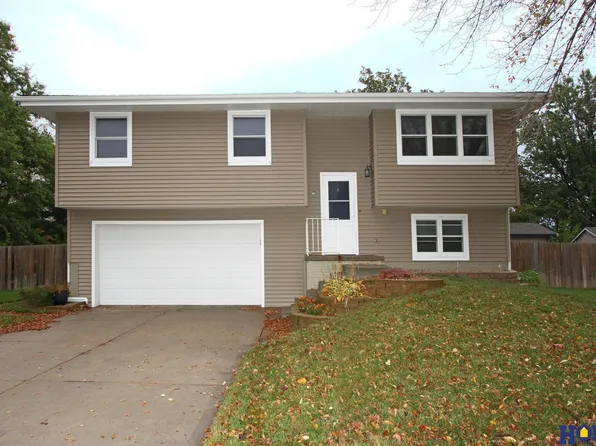 10520 N 138th St, Waverly, NE 68462