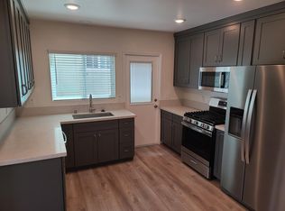 213 E Balboa Blvd APT A, Newport Beach, CA 92661