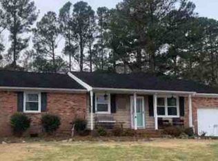 517 Greenway Dr, Chesapeake, VA 23322
