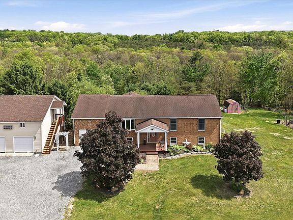 2nd image of 760 Timber Ridge Rd