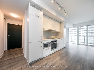 87 Peter St #3710, Toronto, ON M5V 0P1