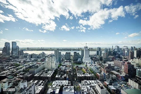 Rented by Citi Habitats | media 36