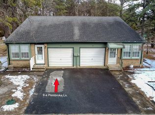 9 Pembroke Ln #9A, Manchester Township, NJ