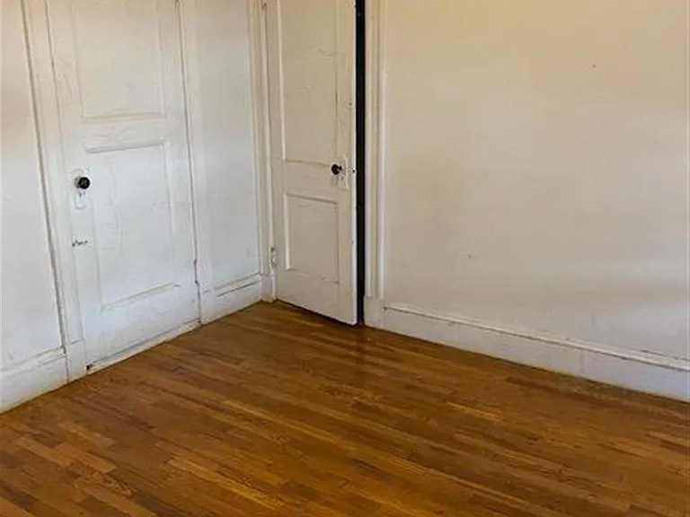 333 Harvard St #2 — Photo 2