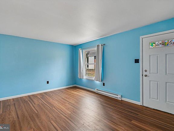 5th image of 57 Town Pines Ct