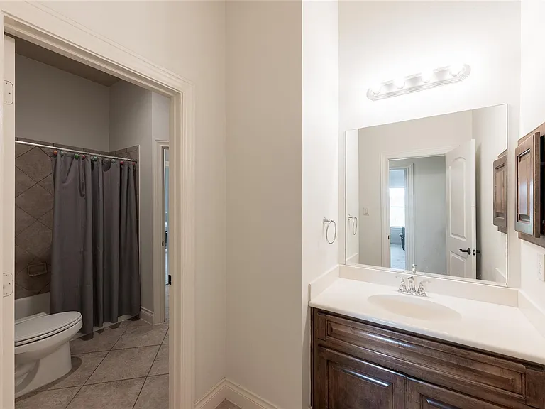 2447 Monarch Terrace Dr — Photo 41