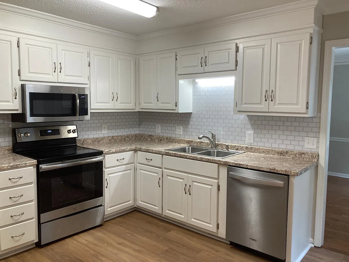 Building Photo - 610 Oak Pointe Ct