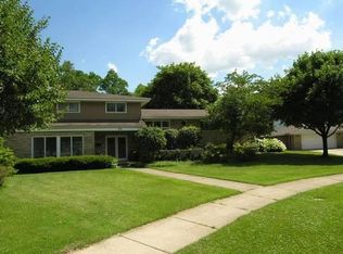 819 Geddes Ct, Winthrop Harbor, IL