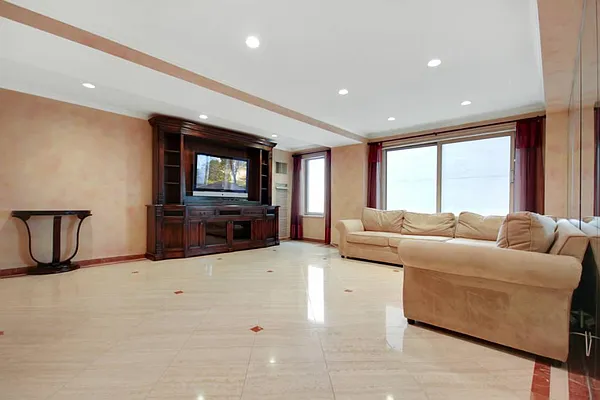 Rented by Keller Williams NYC | media 36