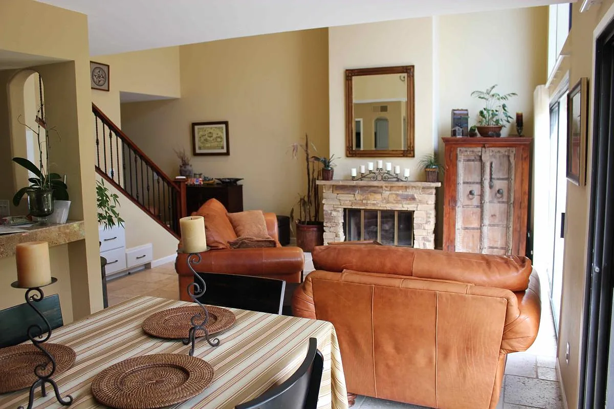 3 bed, 2.5 bath, 1737 sqft, $6,800 — Photo 1
