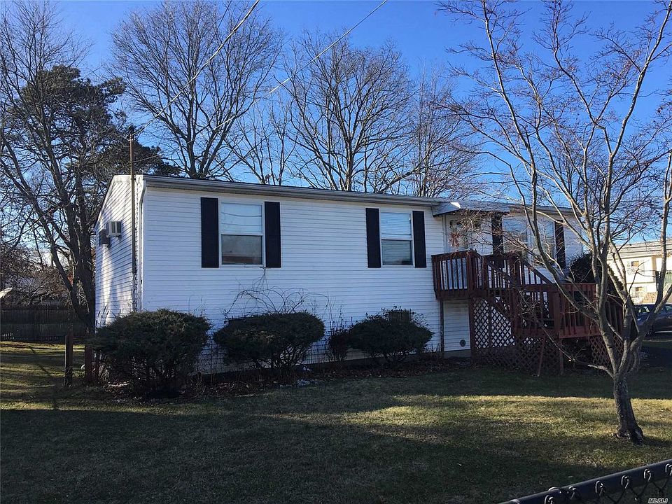 2nd image of 160 Washington Ave