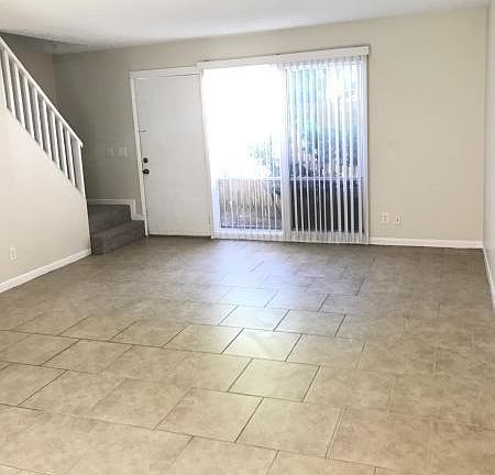 2nd image of 402 14th Ave S APT C