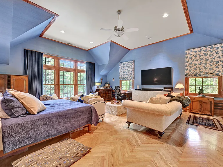 6907 Bradley Blvd — Photo 55