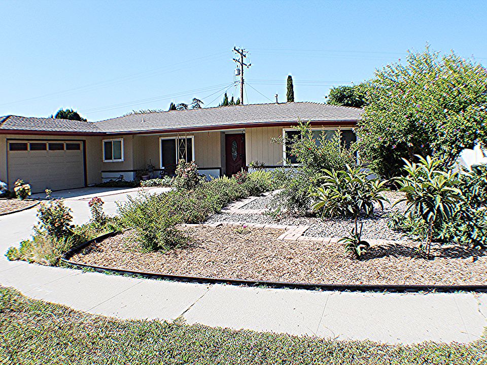 1st image of 844 Calle Fresno