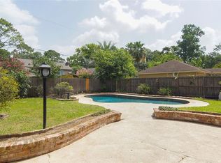 10822 Archmont Dr, Houston, TX 77070