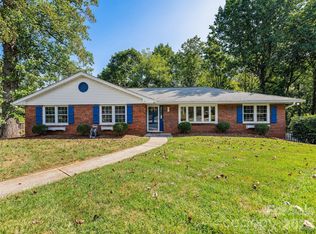 531 Bluebird Rdg, Asheville, NC 28804