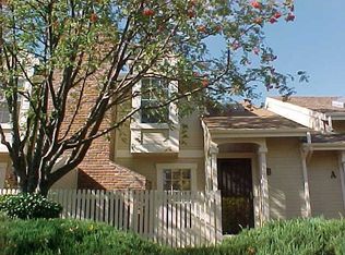 2832 W Long Dr APT B, Littleton, CO 80120