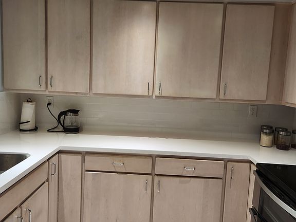 4th image of 3500 W Manchester Blvd Unit 412