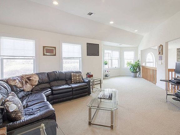 upstairs recreation room