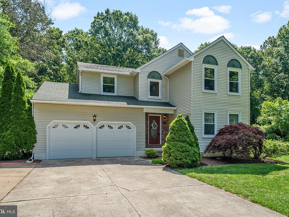 1st image of 161 Carlotta Dr