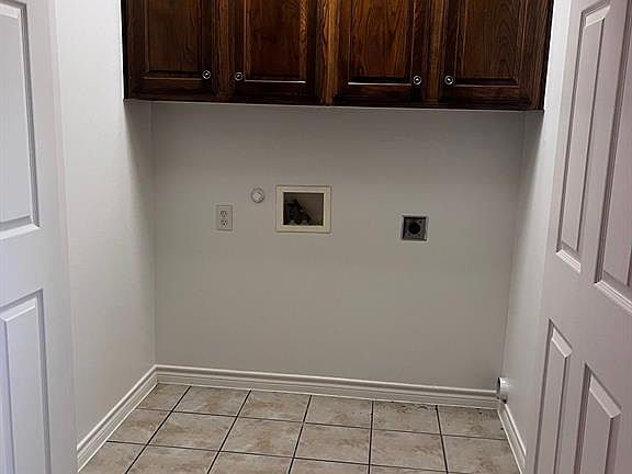 5th image of 315 College Ave