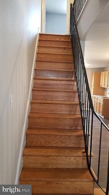 1st image of 3824 Melon St