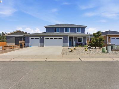 1857 Cabezon Ct, North Bend, OR, 97459