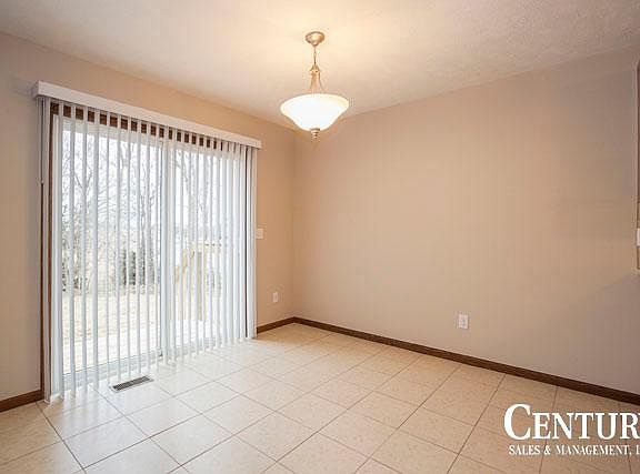 4th image of 6955 S 88th St