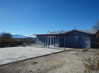 9084 Navajo Trl, Morongo Valley, CA 92256