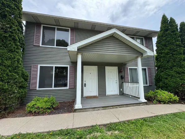 1400 4th St, Peru, IL 61354
