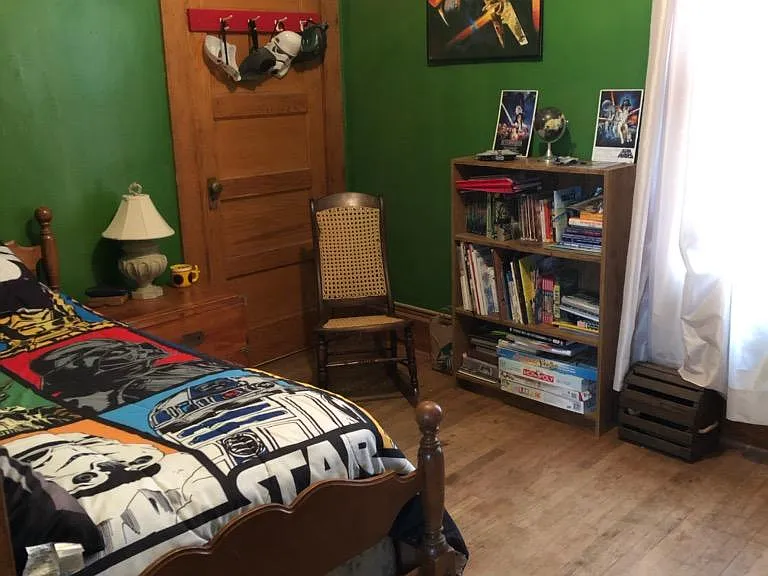 33 Greig Ter — Photo 13