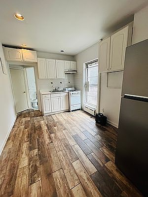 1st image of 1133 1st Ave APT 2