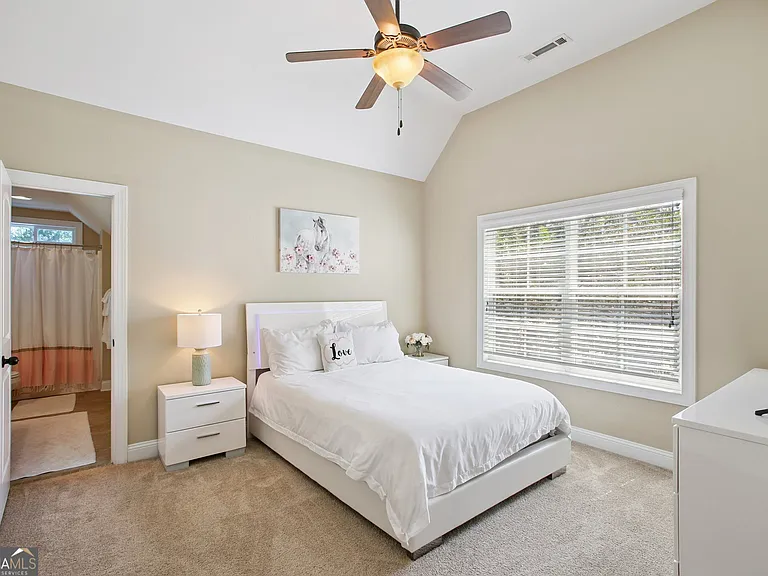 728 Gittings Ave — Photo 16