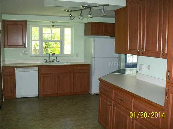 3rd image of 1183 Yarnell Ave