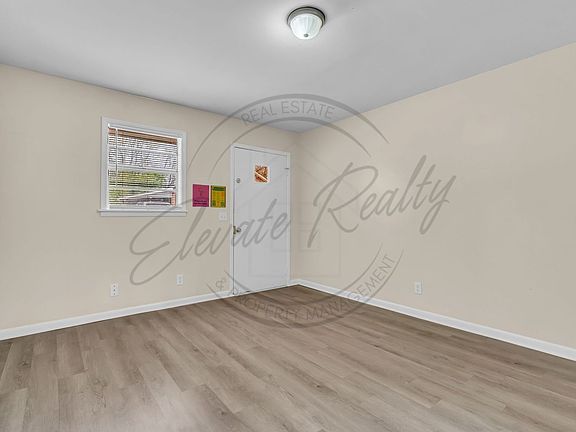 5th image of 114 E 17th St Unit 2