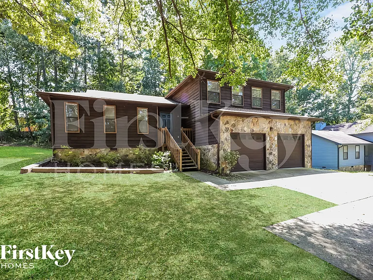 3070 Creel Rd — Photo 2